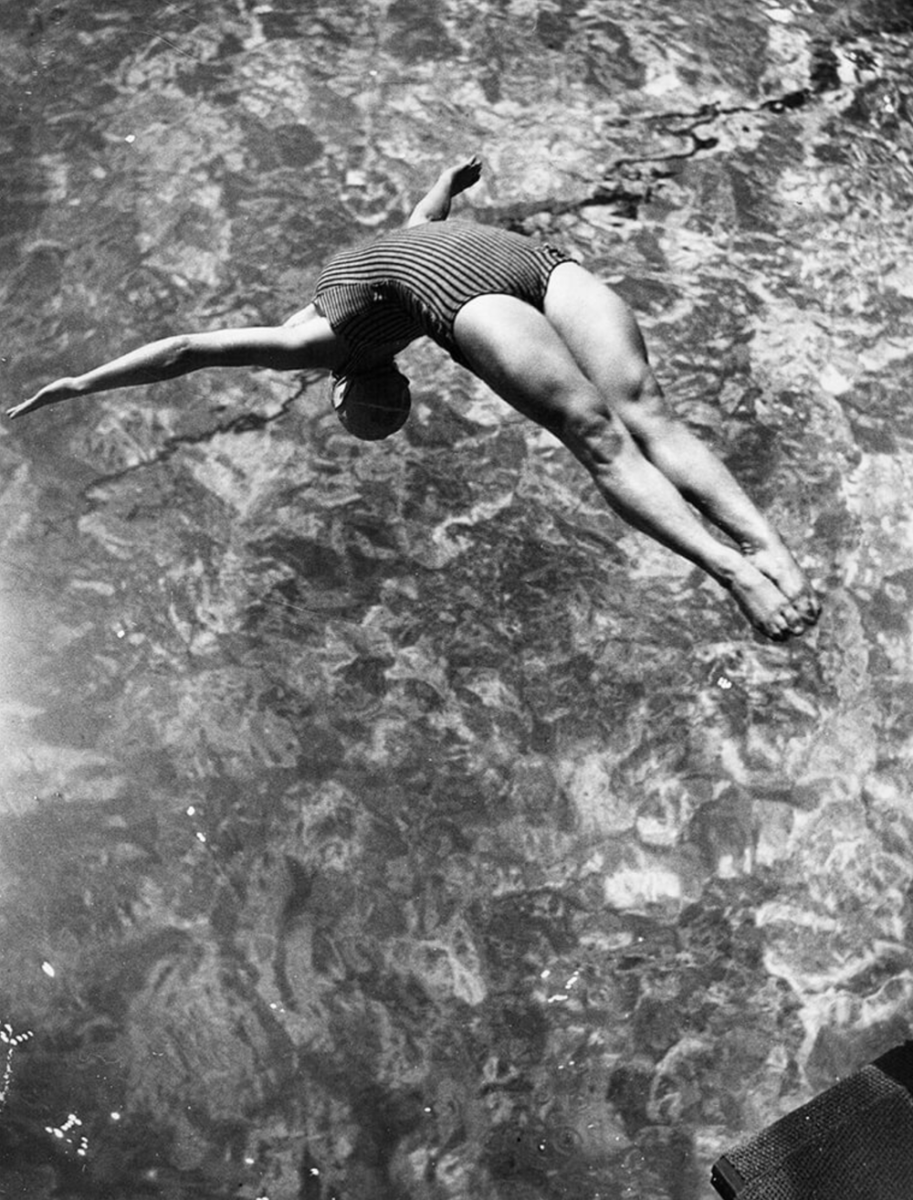 BETTY SLADE DIVES - States Gallery